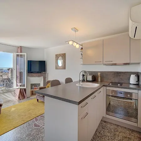 公寓 Le Louvre Floor *