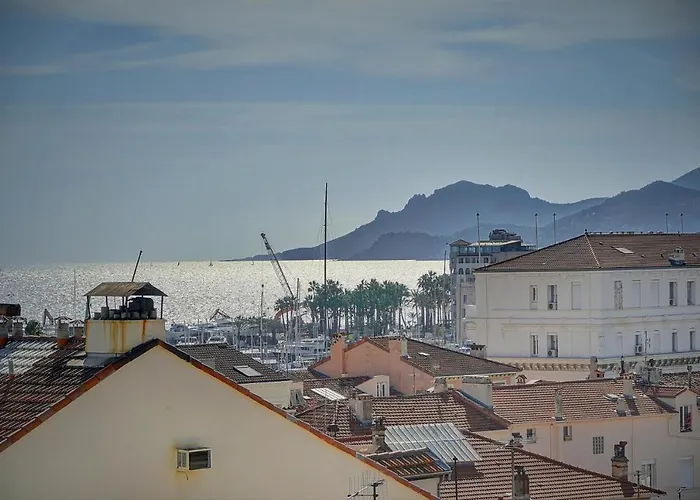 Διαμέρισμα Le Louvre Floor Κάννες