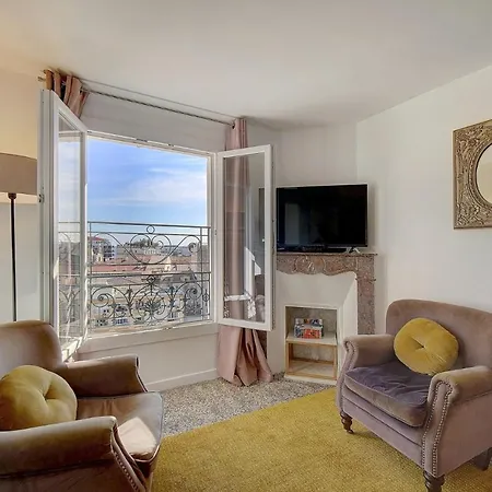 Apartment Le Louvre Floor