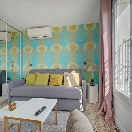 Le Louvre Floor Apartment Cannes